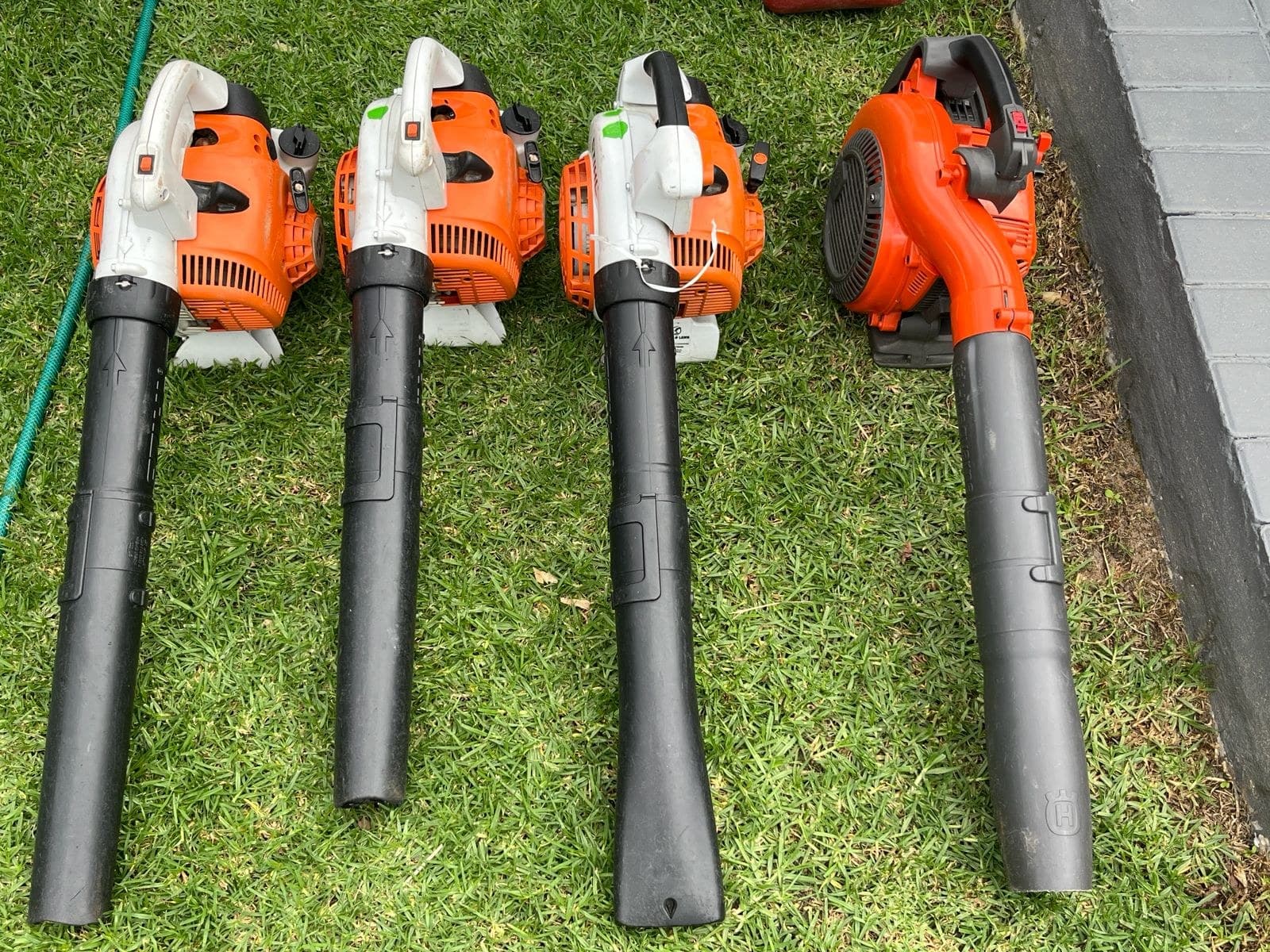 STIHL and Husqvarna leaf blowers used by 2Green for garden clean-ups in the Cape Winelands